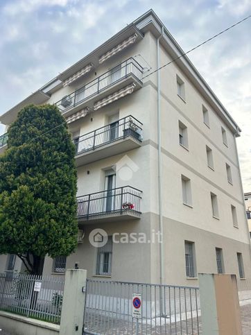 Appartamento in residenziale in Via Massarenti 43