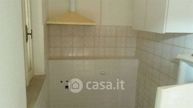 Appartamento in residenziale in Via Lione Pascoli