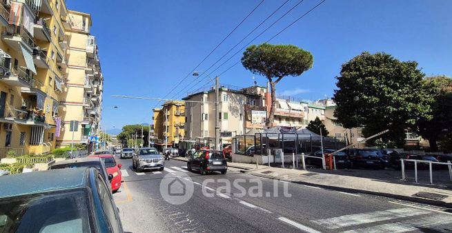 Terreno agricolo in commerciale in Viale Colli Aminei