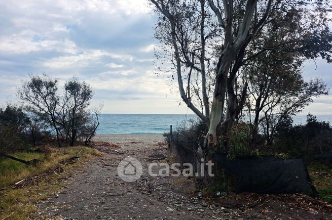 Appartamento in residenziale in Traversa V 44