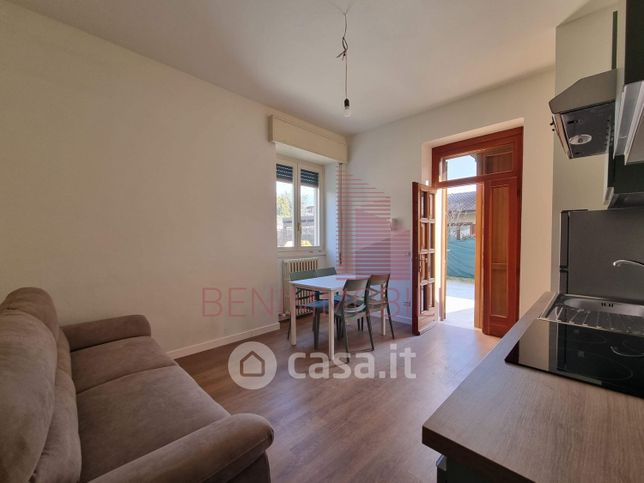 Appartamento in residenziale in Via Vittorio Arici 107