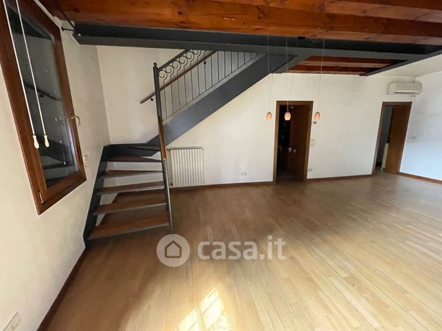 Attico/mansarda in residenziale in Via del Risorgimento