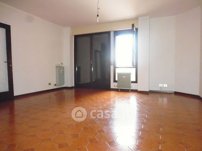 Appartamento in residenziale in Viale Europa 39