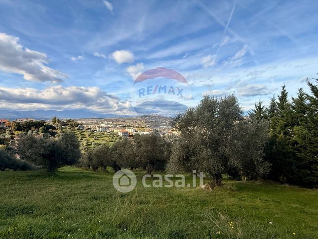 Terreno edificabile in residenziale in 