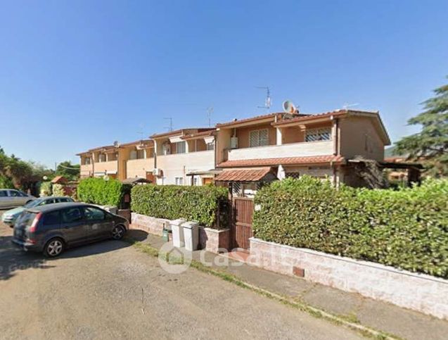Villetta a schiera in residenziale in Via Antonio Mordini 18