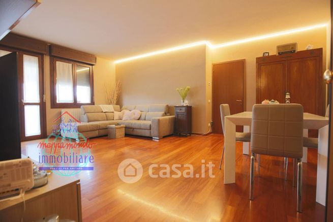 Appartamento in residenziale in Via Antonio Salieri 2