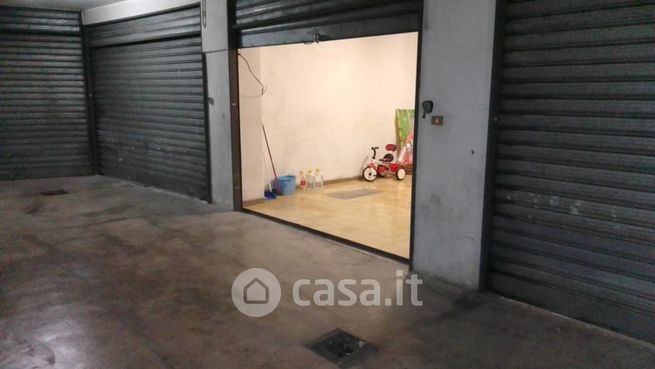 Garage/posto auto in residenziale in Via della Resistenza