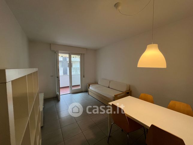 Appartamento in residenziale in Via Vittorio Alfieri 10