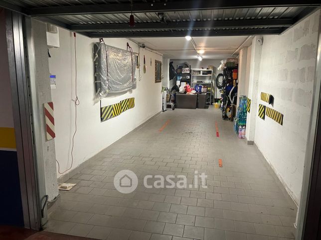 Garage/posto auto in residenziale in Via Gino Cervi