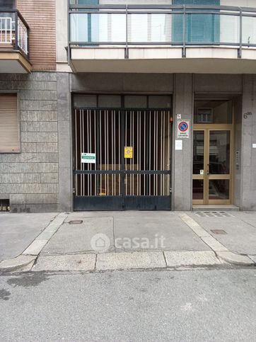 Box/posto auto in residenziale in Via Garessio 6 bis