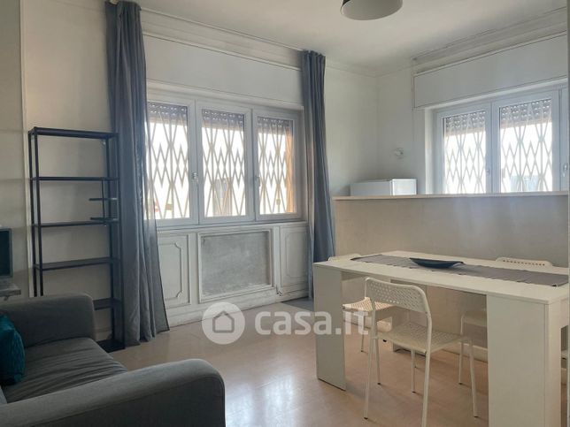 Appartamento in residenziale in Via Regina Margherita 1