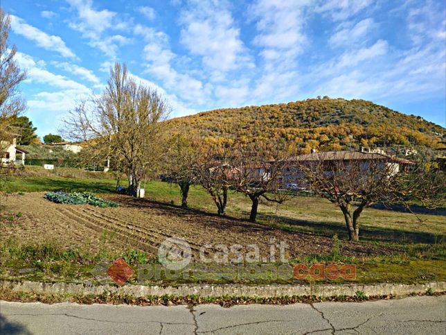 Terreno edificabile in residenziale in Strada Colle Umberto - Ponte Nese