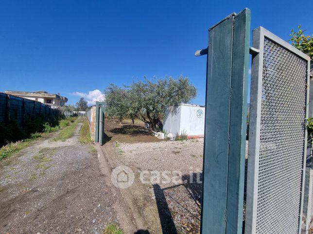 Terreno agricolo in commerciale in Via Fiano 12