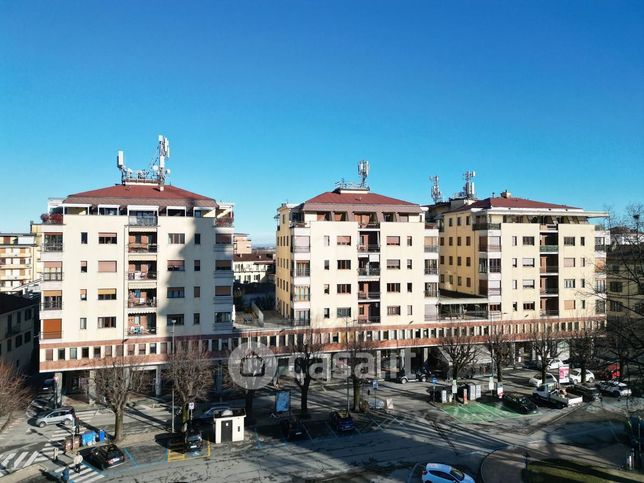 Ufficio in commerciale in Piazza Giuseppe Garibaldi 34