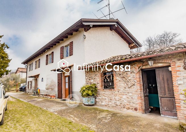 Rustico/casale in residenziale in Via Tiro a Segno