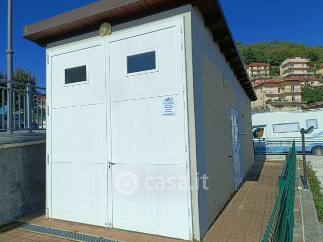 Box/posto auto in residenziale in Via Nuova Cantalupo 1
