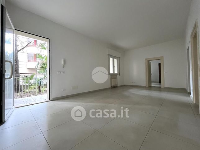 Appartamento in residenziale in Via Madonna della Scala 17