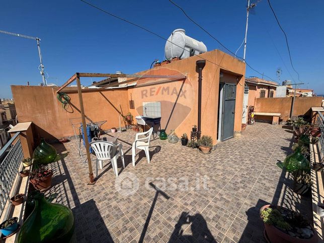 Casa indipendente in residenziale in Via degli Astronauti 15