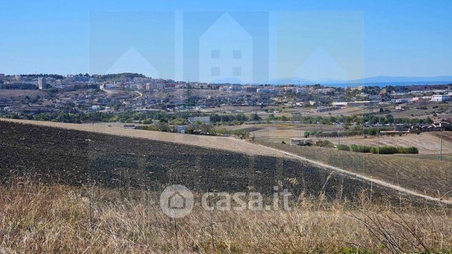 Terreno edificabile in residenziale in Contrada Serra d'Alto