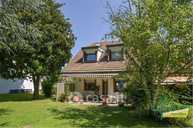 Villetta a schiera in residenziale in