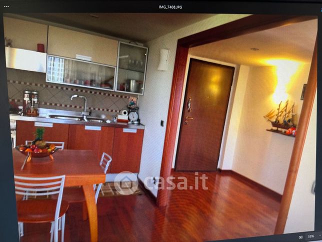 Appartamento in residenziale in Viale Campania