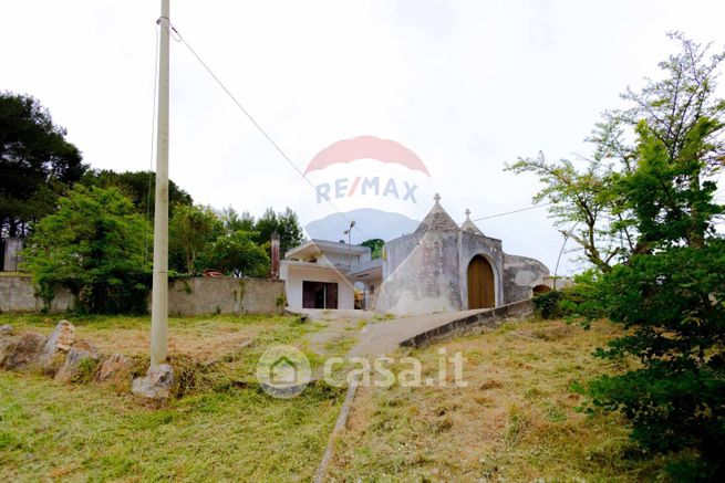 Baita/bungalow/chalet/trullo in residenziale in Strada Primicerio Zona L