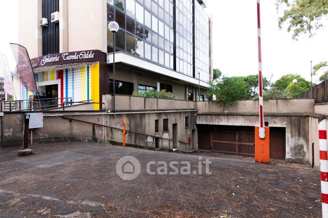 Garage/posto auto in residenziale in Via Elio Chianesi 134