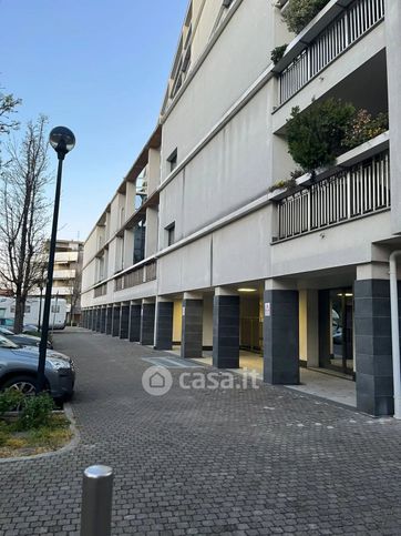 Box/posto auto in residenziale in Via Antonio Pacinotti 5