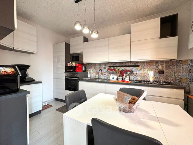 Appartamento in residenziale in Via Zara 5