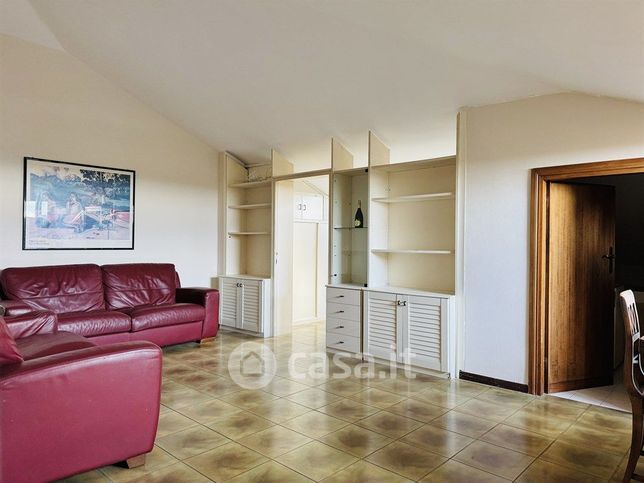 Appartamento in residenziale in Via Trilussa 123