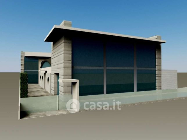 Capannone in commerciale in 