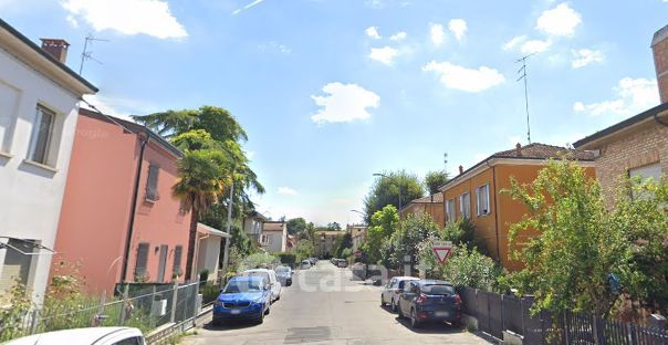 Casa indipendente in residenziale in Via Giuseppe Vitali