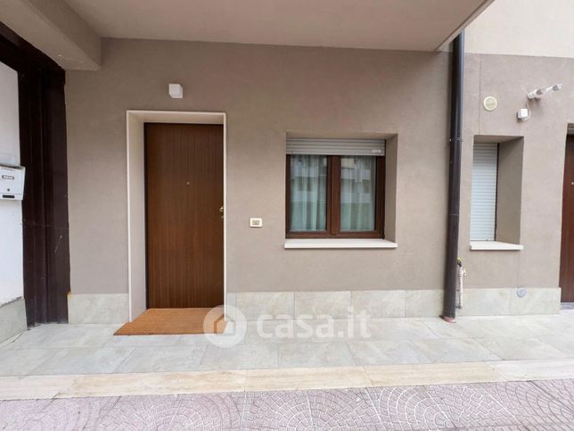 Appartamento in residenziale in Via Generale Adolfo Infante 50