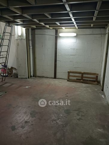 Box/posto auto in residenziale in Via Lucio Elio Seiano