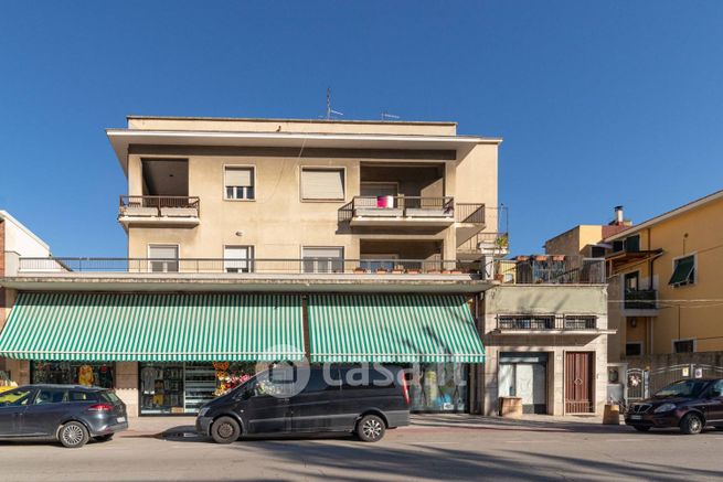 Appartamento in residenziale in Via Fratelli Rosselli 16