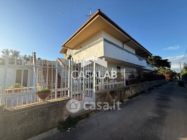 Appartamento in residenziale in Via Ferdinando Magellano 182