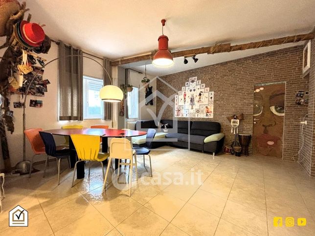Appartamento in residenziale in Via Nicholas Green