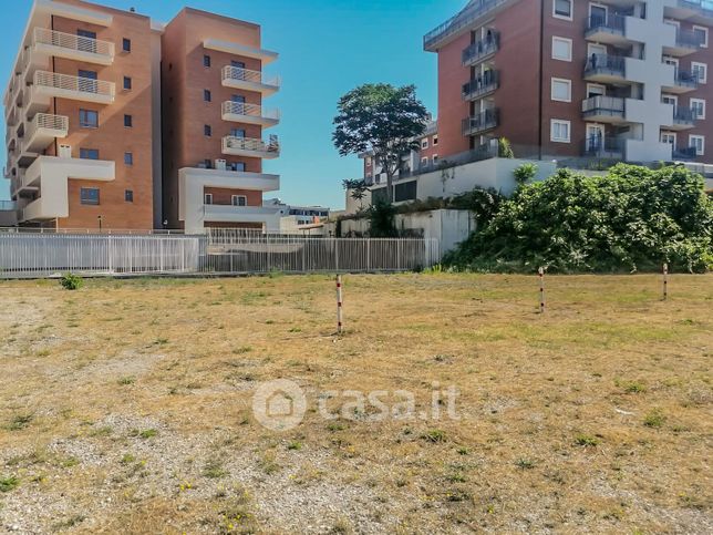 Terreno agricolo in commerciale in Via del Maggiolino