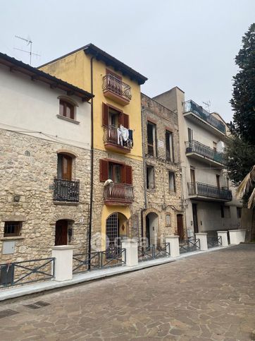 Appartamento in residenziale in Via Alessandro Manzoni 63