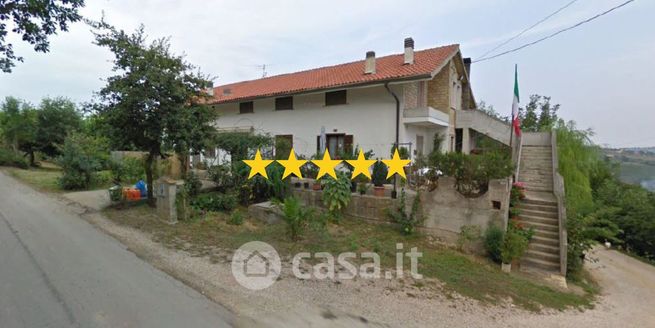 Appartamento in residenziale in Via San Martino Tella