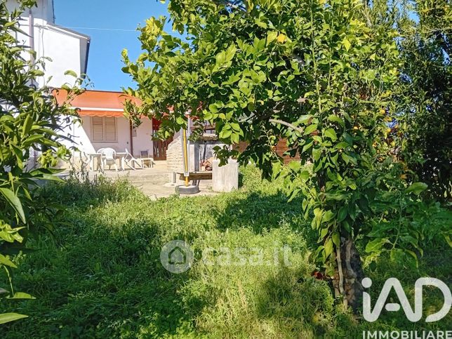 Villa in residenziale in Lido Riccio