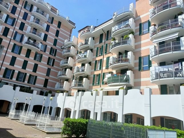 Appartamento in residenziale in Piazza Camillo Golgi 27