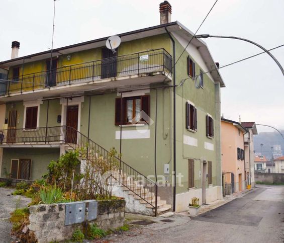 Appartamento in residenziale in Via Collemaggio 10