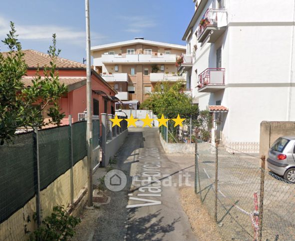 Appartamento in residenziale in Via Forca Caruso