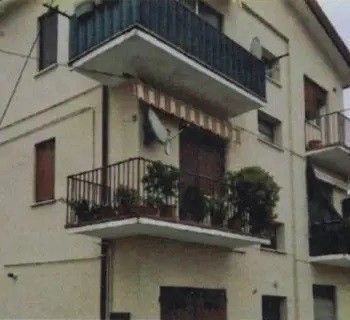 Appartamento in residenziale in Via A. Manzoni 15