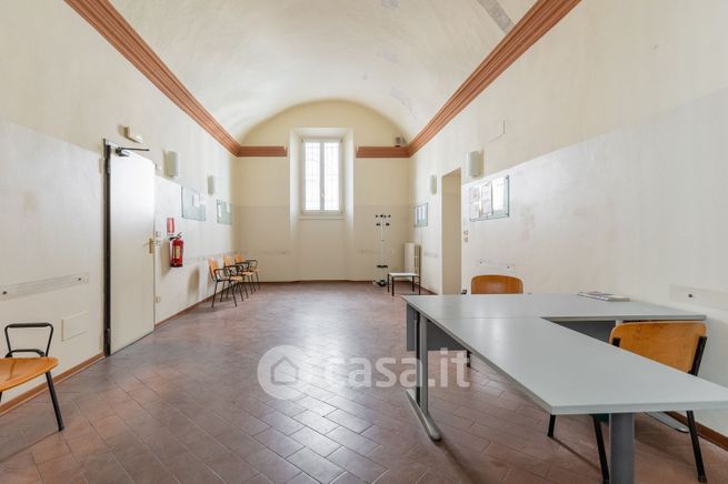 Ufficio in commerciale in 