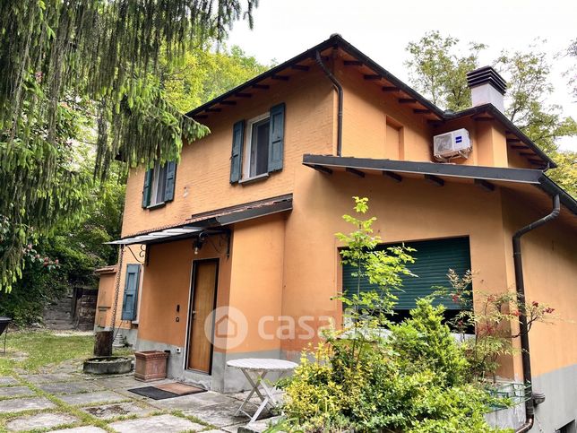 Casa indipendente in residenziale in Via di Roncrio