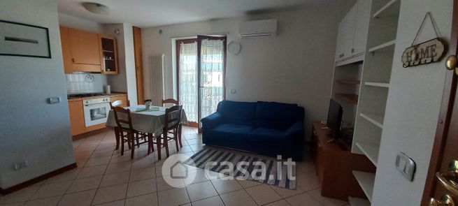 Appartamento in residenziale in Via Iº Maggio 58/A