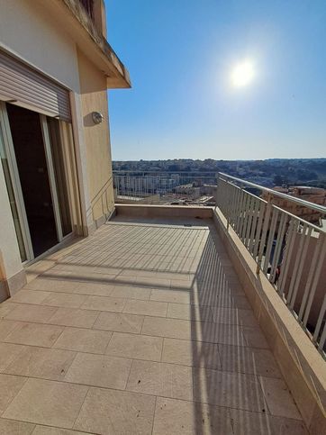 Appartamento in residenziale in Via Madonna della Rocca