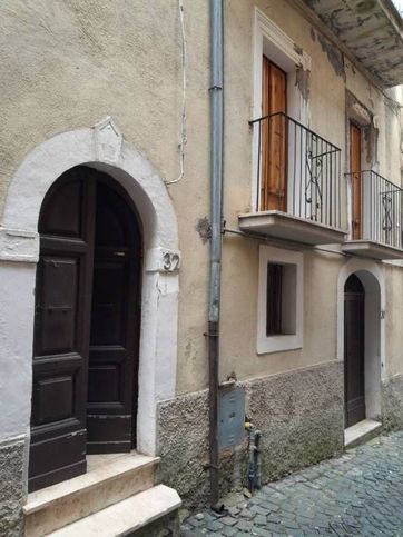 Appartamento in residenziale in Via Porta Valeria